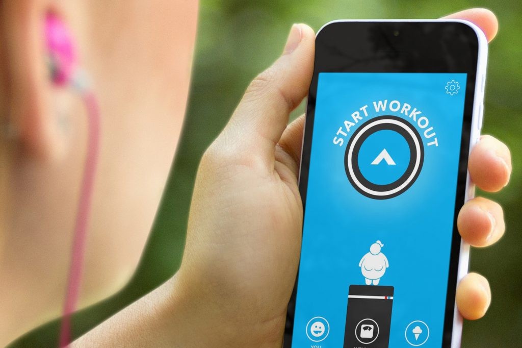 How to Use Apps and Smartwatches for Fitness Tracking