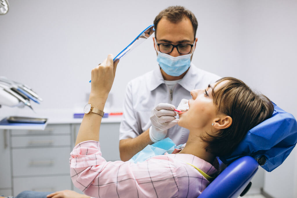 How to Choose the Best Dentist Near You: 7 Key Tips