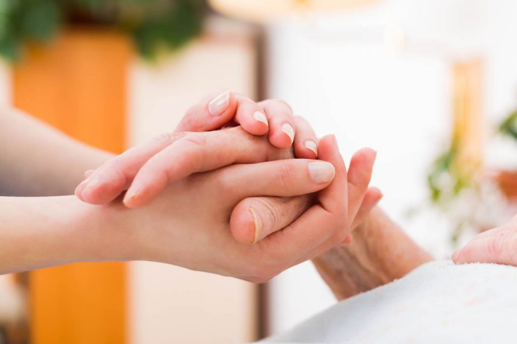 5 Reasons to Consider Home Health Aide as a Career
